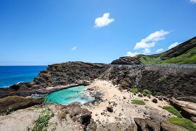 Oahu Circle Island Tour with Byodo-In Temple Admission - Diamond Head Lookout and the South Coast “Wow” Factor