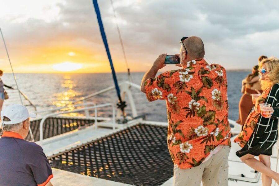 Oahu: Diamond Head Cruise with Drinks & Appetizers - Key Things That Make This Diamond Head Cruise Worth It