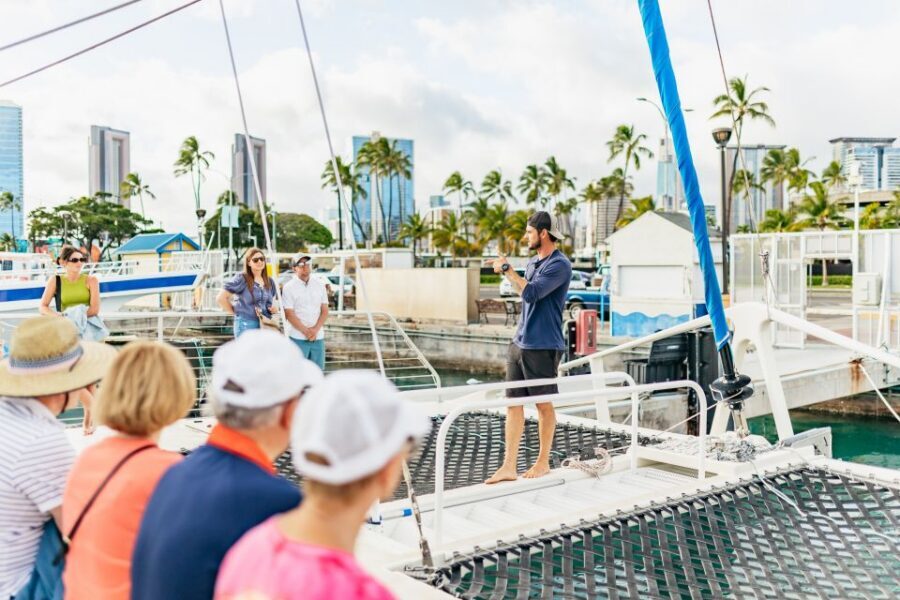 Oahu: Diamond Head Cruise with Drinks & Appetizers - Food on a Catamaran: Bento-Style Boxes You Can Actually Eat