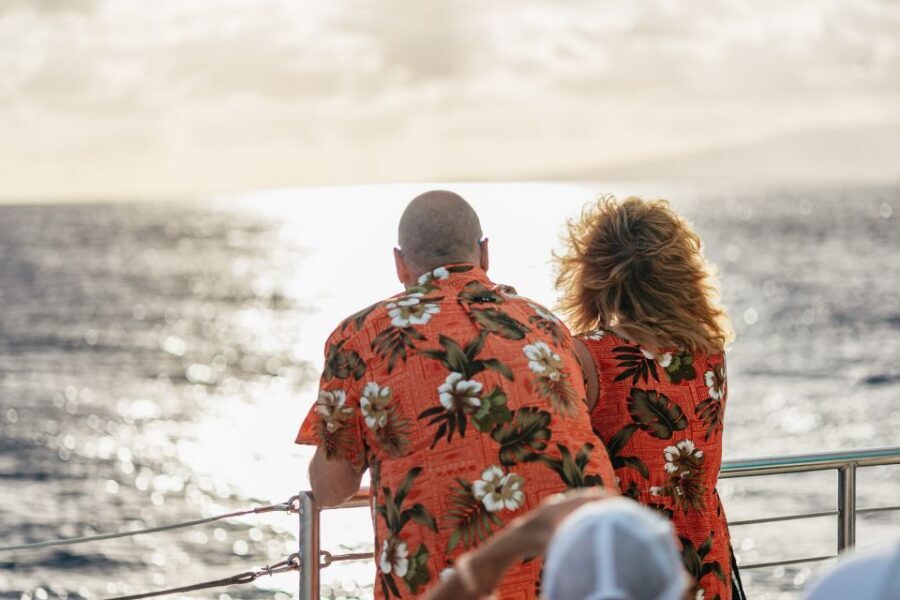Oahu: Diamond Head Cruise with Drinks & Appetizers - Crew and Captain: Safety, Vibe, and the Little Extras