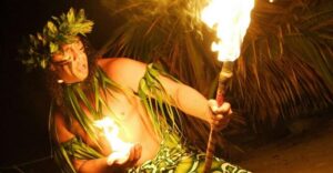Oahu: Germaine's Traditional Luau Show & Buffet Dinner - How the Show Flows: From Shell-Lei Welcome to Fire and Dance