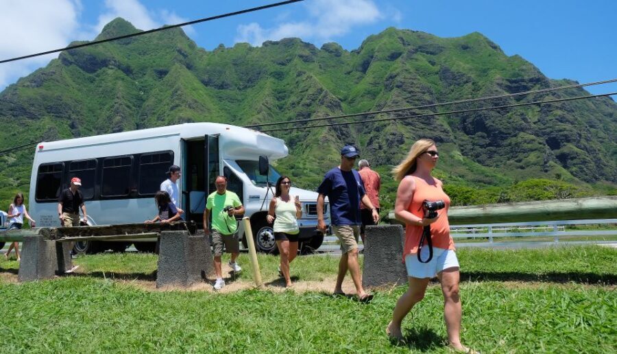 Oahu Hidden Gems & Waimea Botanical Garden/Waterfall tour - Pali Lookout and View Time Outside Waikiki