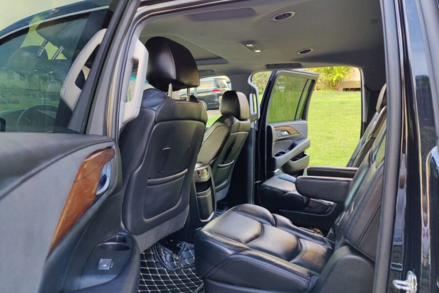Oahu: Honolulu Airport Private by Escalade SUV - Optional Hotel Pickup: When You Want to Start Your Day Stress-Free