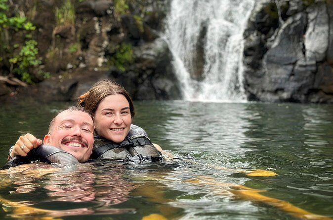 Oahu in a Day: Waterfall - Food Trucks - Lookouts - Small Crowds - The Lookouts That Build the Story: Byodo-in, Nu’uanu Pali, Blowhole, Makapu’u