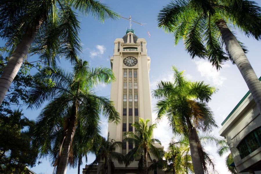 Oahu: Ka Moana Luau Dinner and Show at Aloha Tower - Price and logistics: whether $135 feels worth it