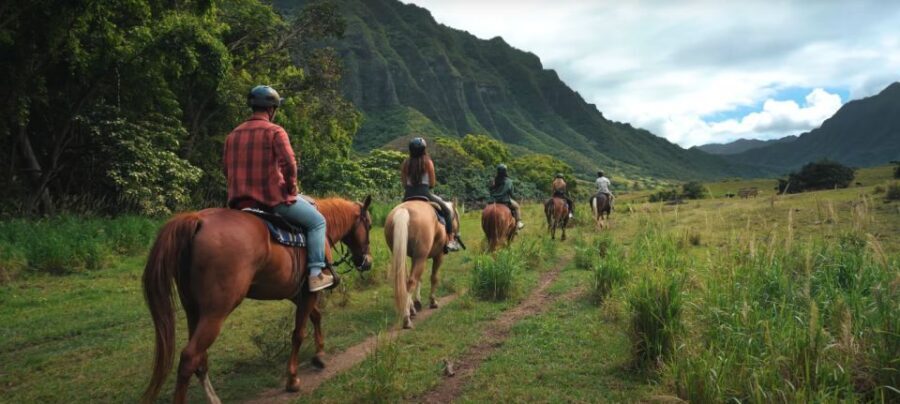 Oahu: Kualoa Hills and Valleys Horseback Riding Tour - Jurassic Valley on Horseback at Kualoa Ranch