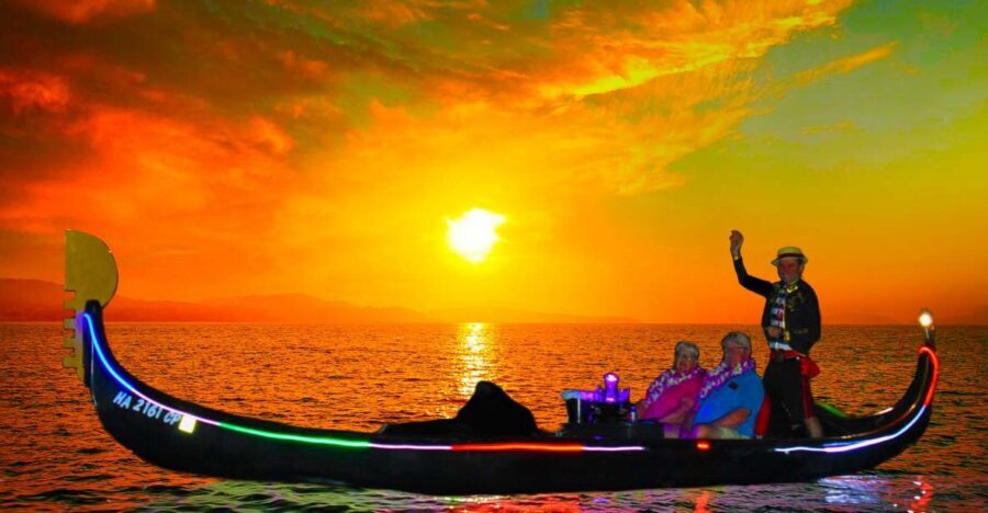 Oahu: Luxury Gondola Cruise with Drinks and Pastries - Why this Honolulu gondola feels different from typical cruises