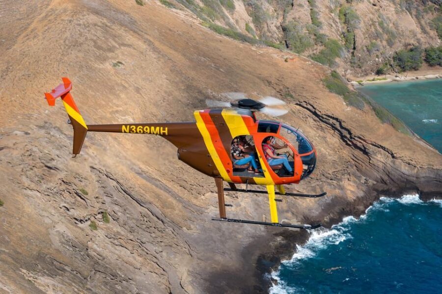 Oahu: Magnum P.I. Doors-Off Helicopter Tour - Safety briefing, small group flow, and how to dress for wind