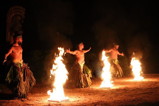 Oahu: Mauka Warriors Luau Honoring Polynesia's Forgotten History - Fire-knife and hula: your best seats and how to watch comfortably