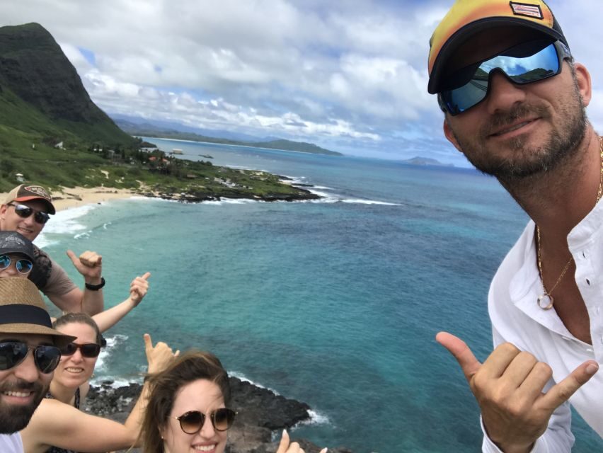 Oahu: North Shore Circle Island Small-Group Tour - Macadamia tasting at Tropical Farms and a shopping break