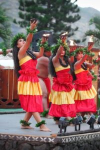 Oahu Pass: Save up to 50% on Top Attractions - Includes Luau - Your Best First Day Move: Pick Your Luau and Lock In Your Big Anchor