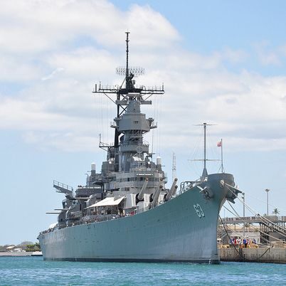 Oahu: Pearl Harbor Heroes Deluxe Experience - Waikiki Pickup and the Flow of a Full Day