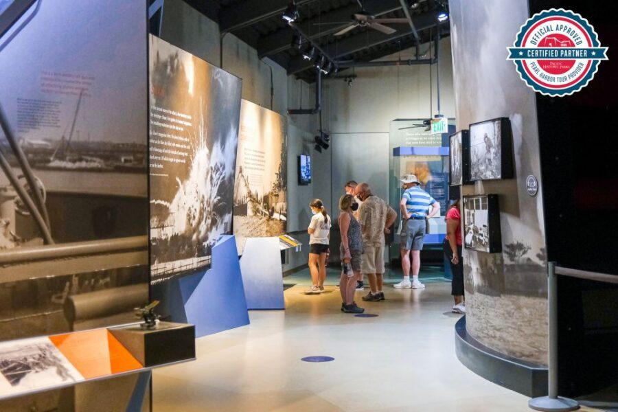 Oahu: Pearl Harbor Tour with USS Arizona Memorial - USS Arizona Memorial: The Boat Ride That Changes the Temperature of the Story