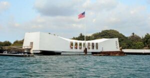 Oahu: Pearl Harbor, USS Arizona, and City Highlights Tour - Hotel Pickup on the Waikiki Loop (and Why It Changes the Day)