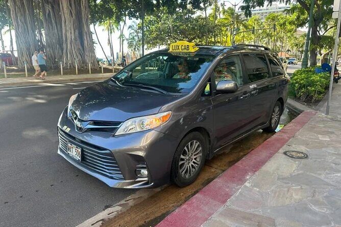Oahu Private Transfers at Honolulu Airport & Waikiki hotels - Door-to-Door Oahu Transfers: What This 45-Minute Ride Really Does