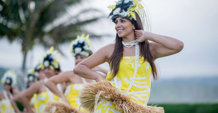Oahu: Queens Waikiki Luau - Should you book Queens Waikiki Luau?
