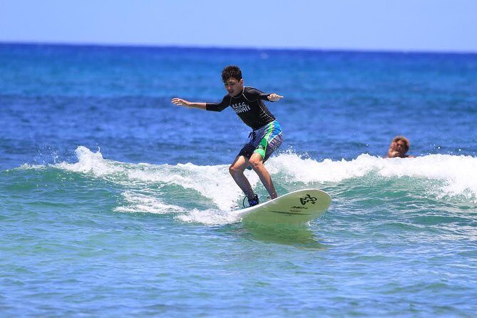 Oahu Semi Private Surfing Lesson - Where you meet in Haleiwa and how setup feels