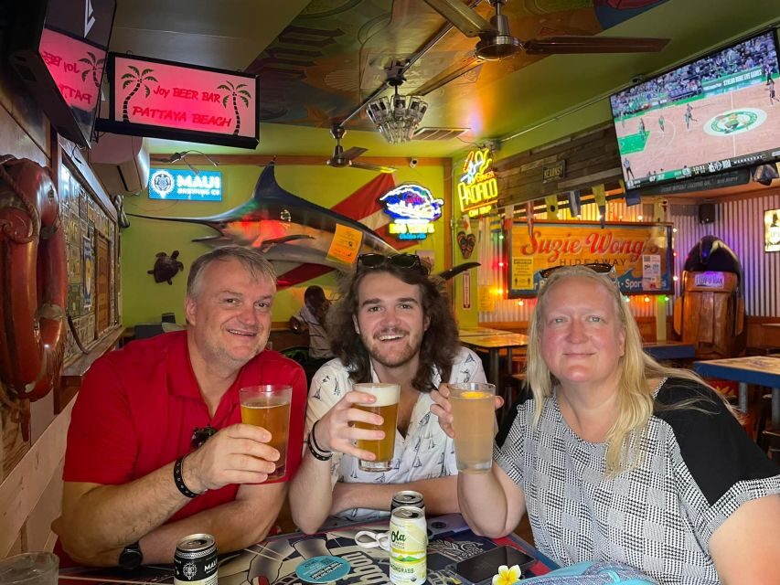 Oahu: Sips & Secrets of Hawaii Pub Crawl - Beer Bundle vs Dry Run: choosing the right ticket for your night