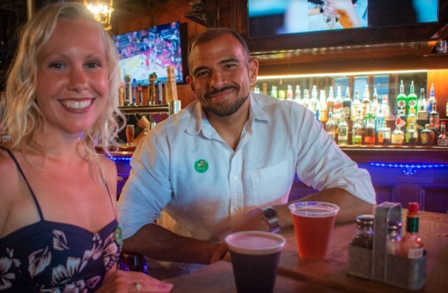 Oahu: Sips & Secrets of Hawaii Pub Crawl - Meeting point at Fort DeRussy: don’t get lost in the park