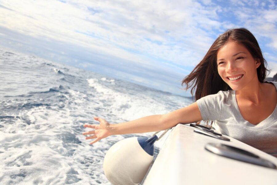 Oahu: Sunset Cruise of West Oahu with Drinks and Appetizers - Boarding and getting there: what you need to plan