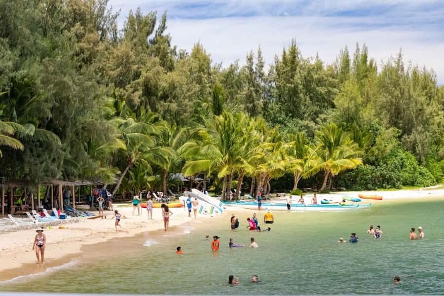Oahu: The Complete Pearl Harbor Ticket - Pacific Historic Park and the Dec 7 film footage