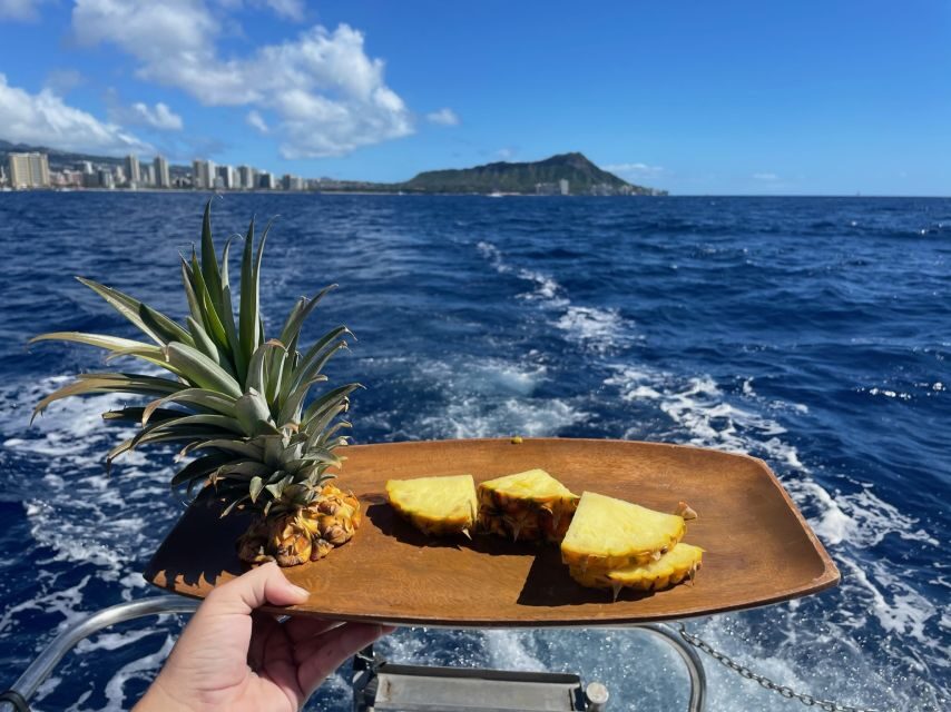 Oahu: Turtle Canyon Snorkeling Boat Tour - What you get after snorkeling: fruit, snacks, juice, and a cooldown