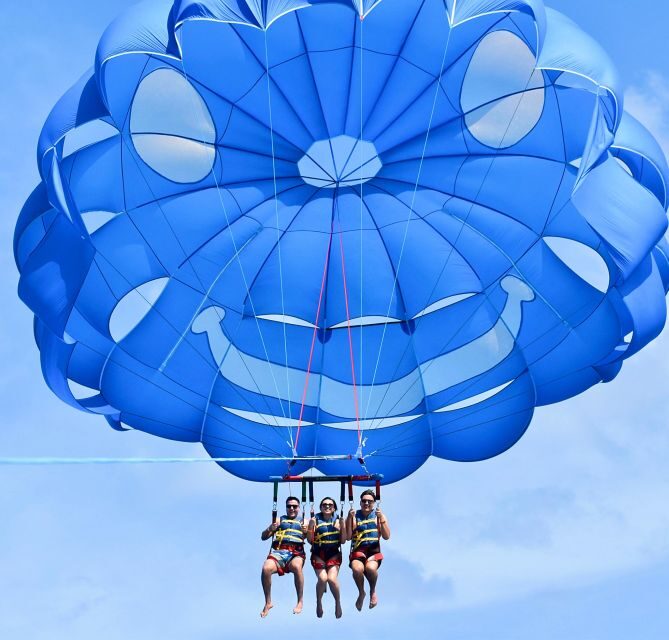Oahu: Waikiki Parasailing - Waikiki sky ride: what you really get for one hour