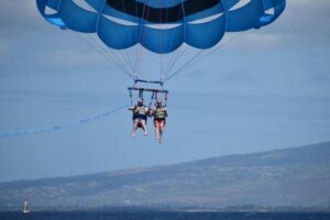Oahu: Waikiki Parasailing - From the dock to open water: what happens before the canopy lifts