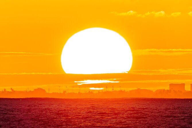 Oahu's Waikiki Coast: Moana’s Sunset Cocktail Sail - Crew energy and the onboard vibe
