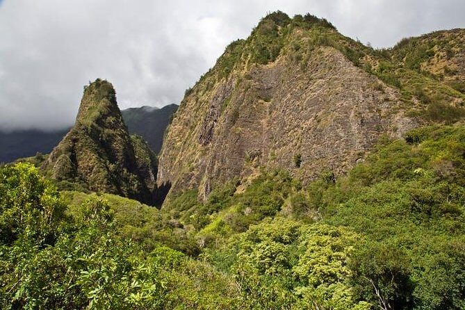 One Day Heavenly Hana Tour: Island Hopping from Oahu to Maui - Wai’anapanapa State Park: Black Sand Beach Time (Entry Included)