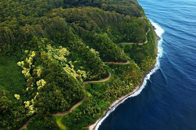 One Day Heavenly Hana Tour: Island Hopping from Oahu to Maui - Your Guide Makes or Breaks the Hana Day