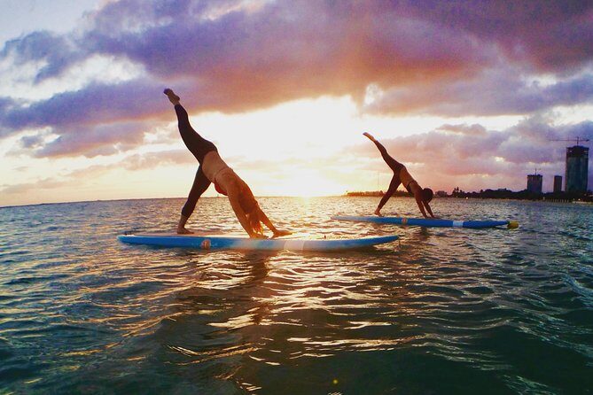 Paddleboard Yoga Class in Honolulu - Your instructor matters: Kelsey, Julie, Stacy, and the “no-stress” approach