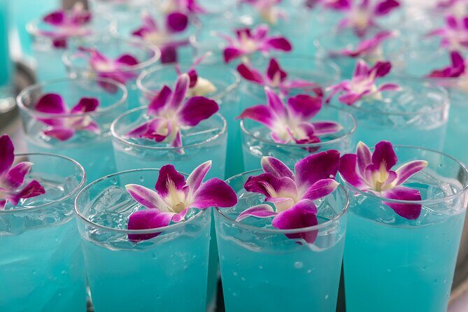 Paina Waikiki Luau at Waikiki Beach Marriott - VIP Seating and Extra Drinks: Better Views, Not Magic