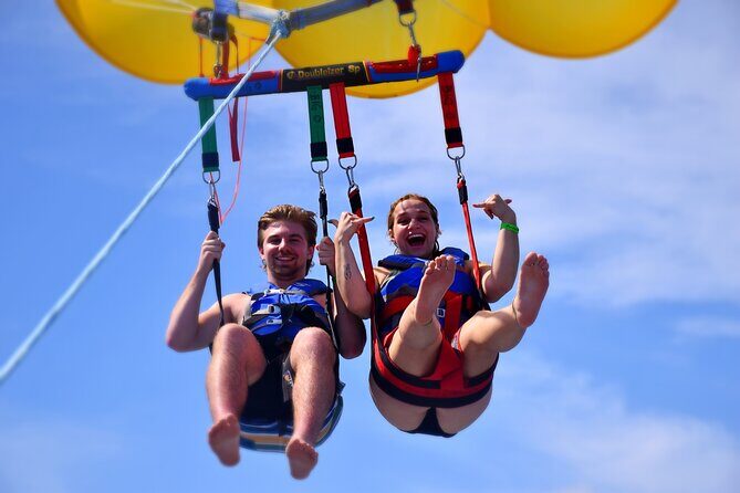 Parasailing in Waikiki from Oahu Hawaii - Where You Meet and What the Day Feels Like on the Water