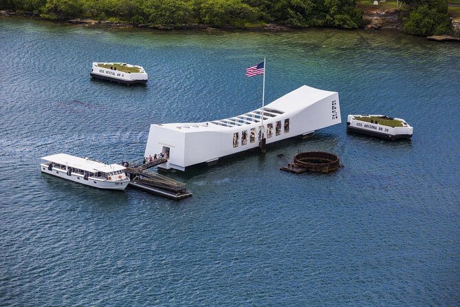Pearl Harbor USS Arizona & Bowfin Submarine - Should you book this Pearl Harbor and Bowfin tour?