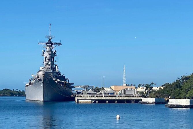 Pearl Harbor USS Arizona Memorial & Battleship Missouri - USS Arizona Memorial: boat ride, short film, and why time can feel fast