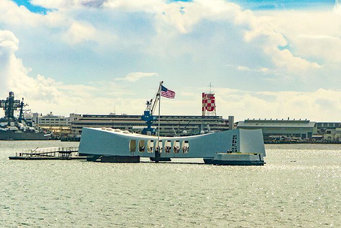 Pearl Harbor: USS Arizona Memorial & USS Missouri Battleship Tour from Waikiki - The Pearl Harbor Visitor Center Stop: Movie First, Then Meaning