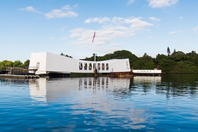 Pearl Harbor & USS Arizona Small-Group Tour [Early Access] - The Ala Moana area ride-by stops that help you read the city