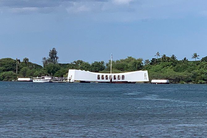 Pearl Harbor & USS Arizona Small-Group Tour [Early Access] - Small-Group Value: where the guide time really goes