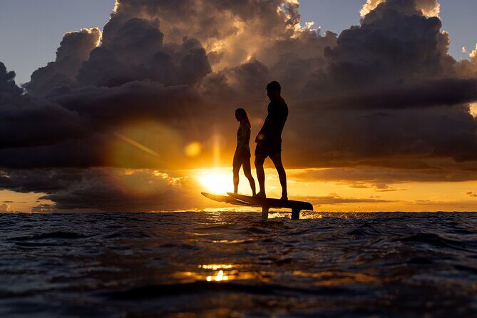 Premium eFoil Lesson near Waikiki - Gear Fitting and One-on-One Coaching That Actually Helps