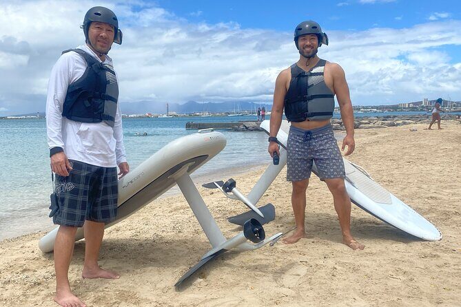 Premium eFoil Lesson near Waikiki - What’s Included on the Board (and What to Budget For)