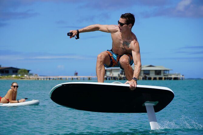Premium eFoil Lesson near Waikiki - Three 20-Minute Water Runs: From Belly Rides to Standing