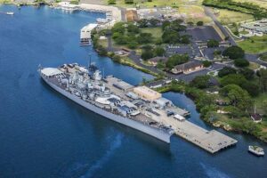 Premium Pearl Harbor Small Group Tour with Lunch - Pearl Harbor Visitor Center: the best prequel before the memorial