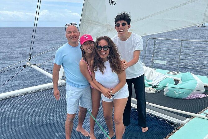 Private Catamaran Charter in Waikiki (1-6 Guests) - Price reality: $900 for up to 6, and when it’s worth it