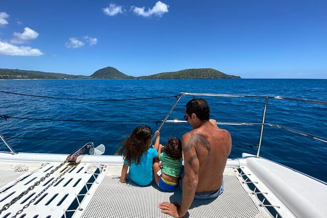 Private Catamaran Cruise and Snorkeling Tour in Honolulu - Snorkeling and swimming: what you actually do on board