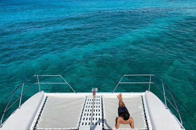 Private Catamaran Cruise and Snorkeling Tour in Honolulu - The cruise segment: Diamond Head views, then a calmer ocean rhythm