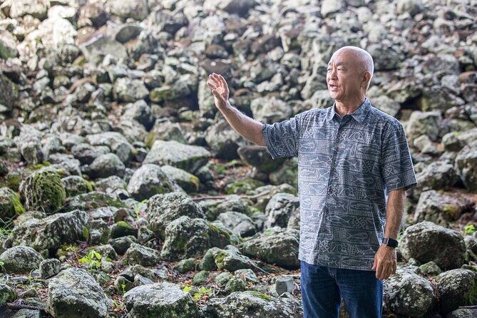 Private Customizable Grand Circle Island Tour of Oahu - North Shore timing and Kahuku Shrimp: where the day can get hungry
