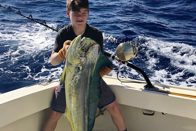 Private Luxury Sportfishing Experience Aboard Limitless - Luxury Details That Make Waiting for Strikes Feel Easier