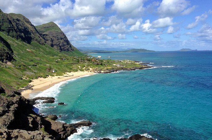 Private Oahu Van Tour - Kualoa Regional Park: Jurassic Park Valley-Style Views