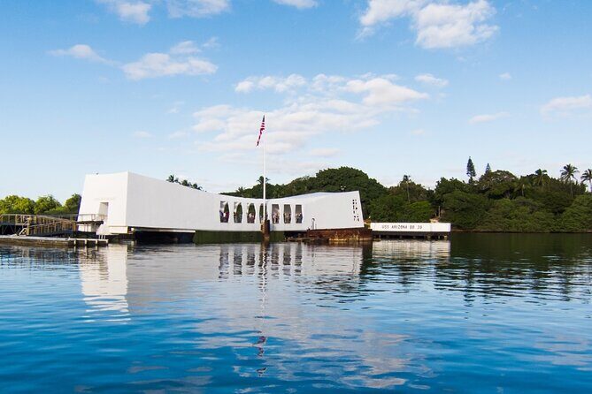 PRIVATE Pearl Harbor: Arizona Memorial, Missouri Ship & City Tour - Battleship Missouri: Mighty Mo and the WWII Surrender Story